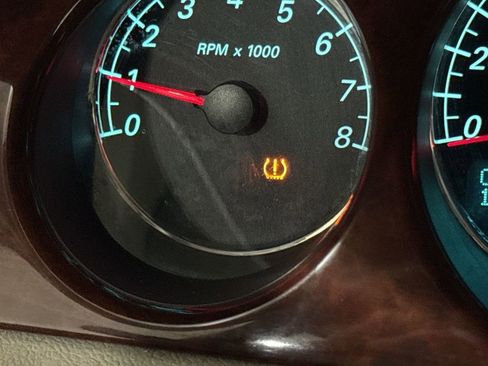 Used 2006 Buick Lucerne CX image 44