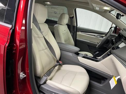 New 2026 Cadillac XT5 Premium Luxury w/ Driver Assist Package AWD/4WD image 17