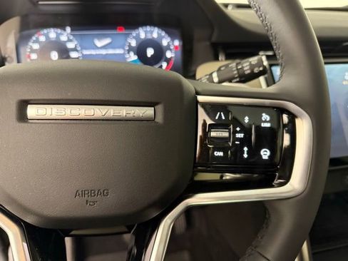 Certified 2025 Land Rover Discovery Sport S image 19