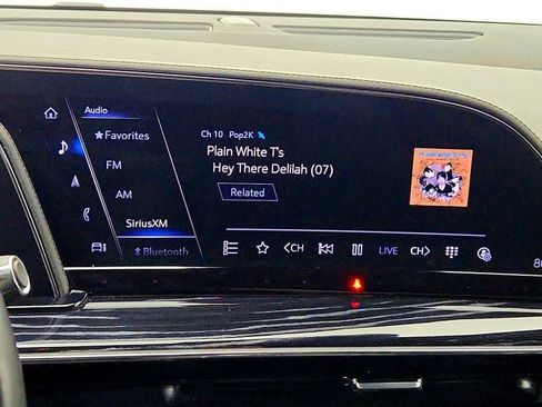 Used 2022 Cadillac Escalade Sport w/ Touring Package AWD/4WD image 19