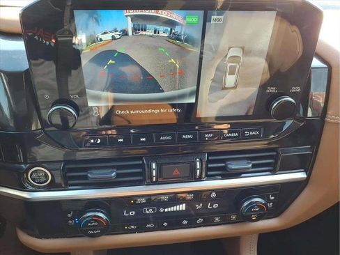 Used 2023 Nissan Pathfinder Platinum w/ Cargo Package image 15