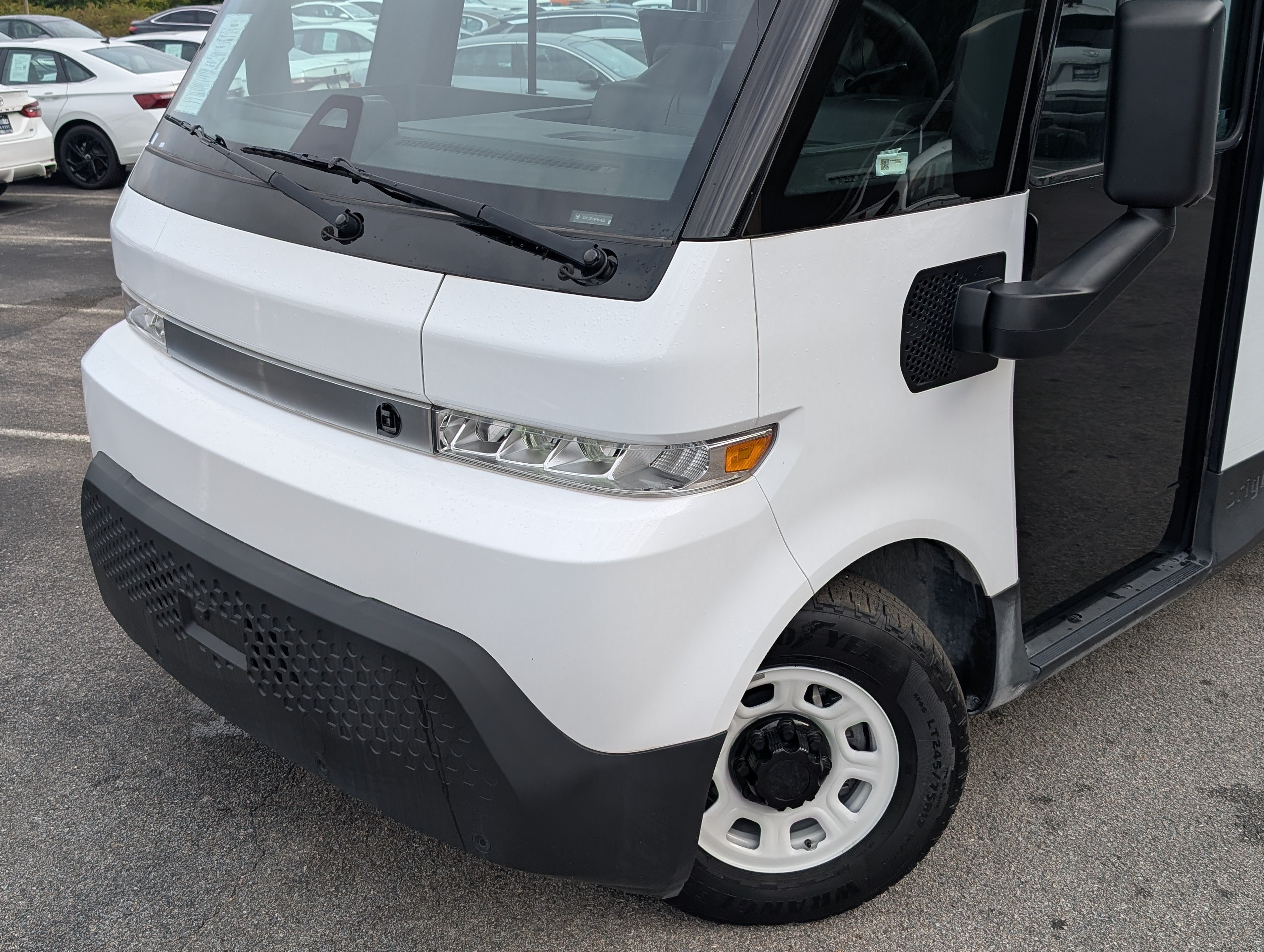 Used 2024 Chevrolet Brightdrop 600 w/ Commercial Equipment Package AWD/4WD image 13