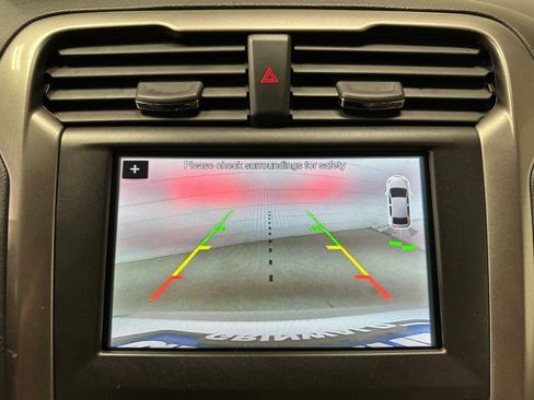 Certified 2019 Ford Fusion SE image 19