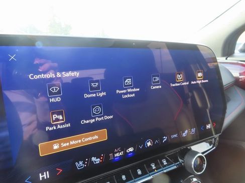 Used 2025 Chevrolet Blazer EV RS image 24