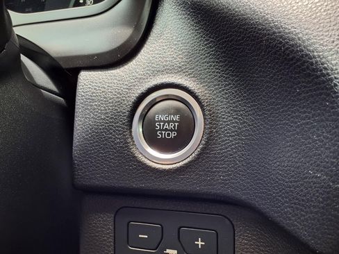 Used 2024 Toyota Tundra SR5 AWD/4WD image 11