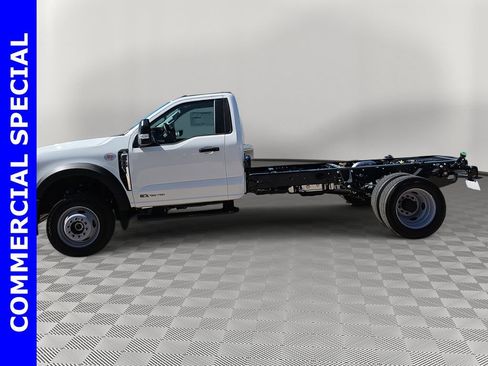 New 2025 Ford F550 4x4 Regular Cab Super Duty image 6