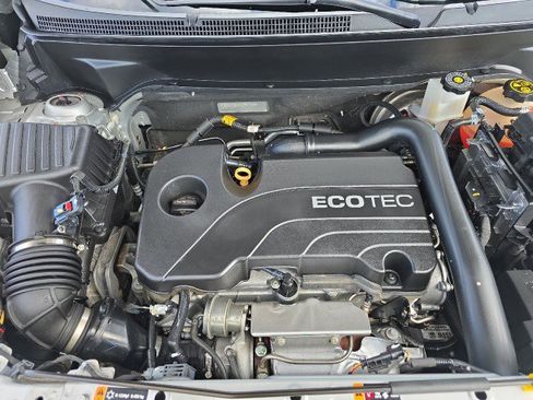 Used 2020 Chevrolet Equinox LS image 47