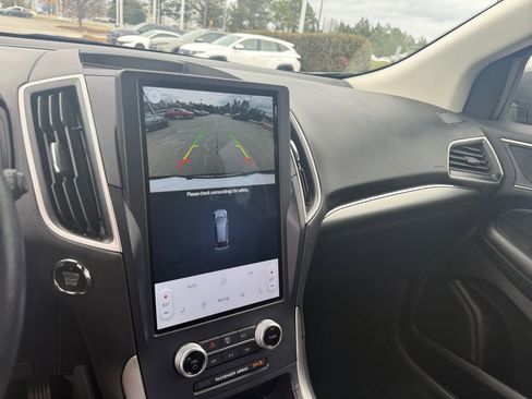 Used 2022 Ford Edge SEL w/ Convenience Package image 19