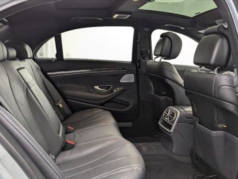 Used 2018 Mercedes-Benz S 450 Sedan image 19