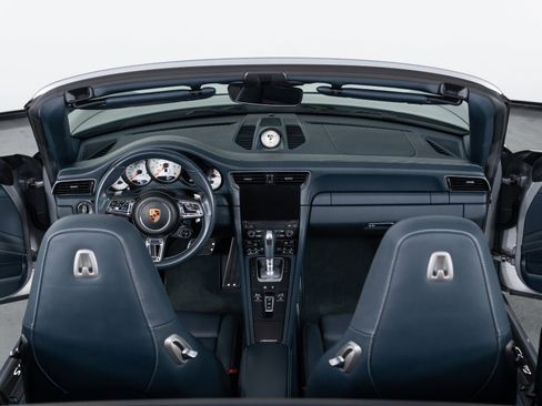 Used 2019 Porsche 911 Turbo S AWD/4WD image 38