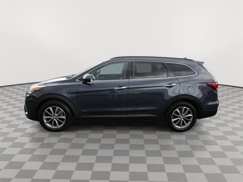 Used 2018 Hyundai Santa Fe SE AWD/4WD image 8