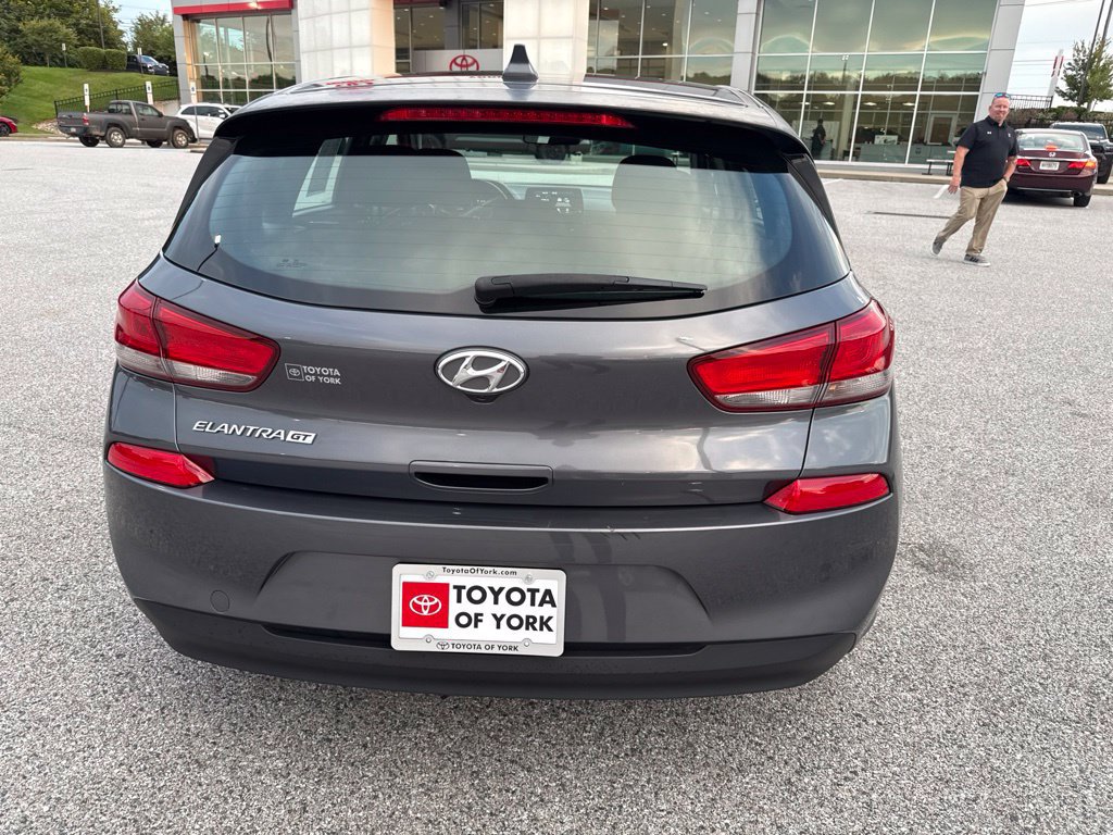 Used 2018 Hyundai Elantra GT w/ Style Package 02 FWD image 6