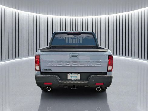 New 2026 Honda Ridgeline Black Edition image 6
