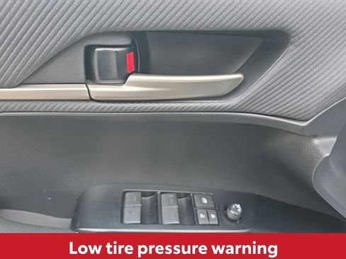 Used 2025 Toyota Camry SE image 21