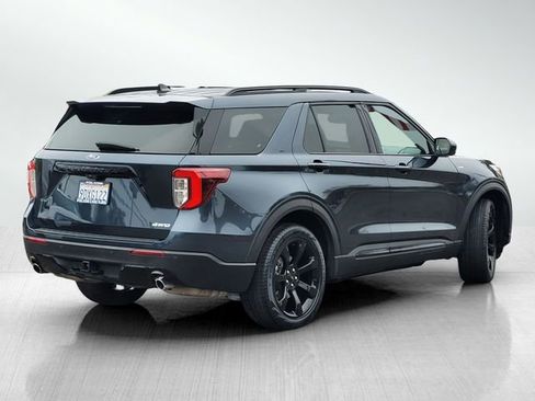 Certified 2022 Ford Explorer ST-Line w/ Class IV Trailer Tow Package image 4