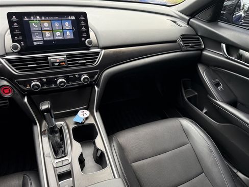 Used 2022 Honda Accord Sport image 22