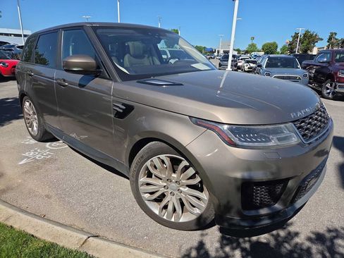 Used 2018 Land Rover Range Rover Sport SE AWD/4WD image 1