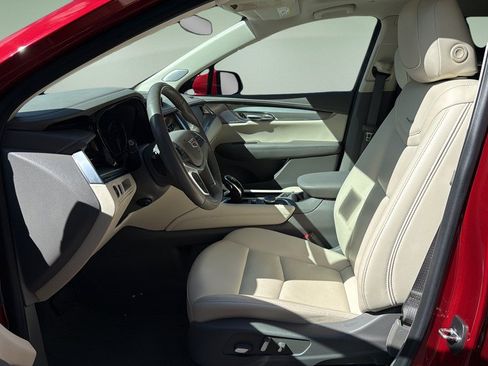 Certified 2024 Cadillac XT5 Premium Luxury AWD/4WD image 18