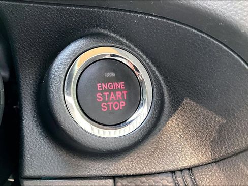 Used 2023 Subaru Forester Premium image 28