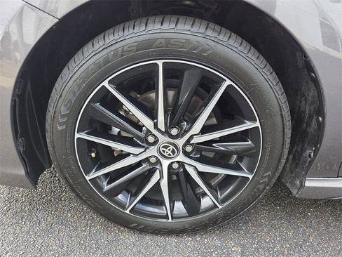 Used 2024 Toyota Camry SE image 24