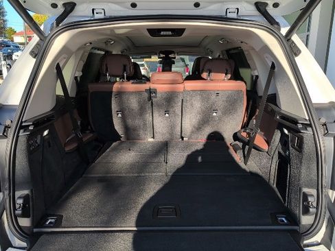 Certified 2023 BMW X7 xDrive40i w/ Premium Package image 34