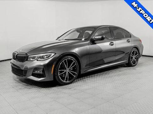 Used 2021 BMW 330i Sedan w/ M Sport Package RWD image 2