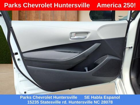 Used 2021 Toyota Corolla LE FWD image 18