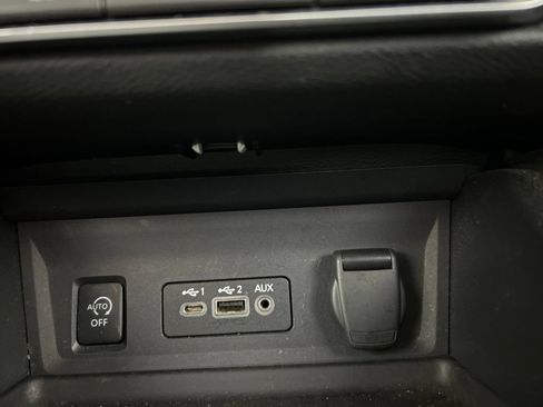 Used 2024 Nissan Sentra SR FWD image 23