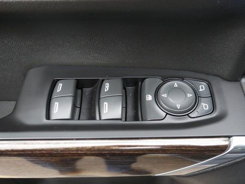 Used 2019 GMC Sierra 1500 Elevation image 27