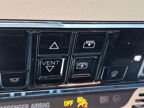 Used 2023 Lincoln Aviator AWD w/ Premium Package image 27