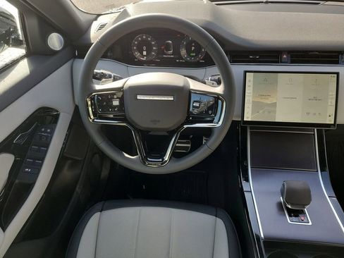 New 2026 Land Rover Range Rover Evoque Dynamic SE AWD/4WD image 19