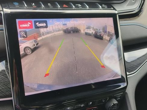 Used 2023 Jeep Grand Cherokee Trailhawk w/ Luxury Tech Group III AWD/4WD image 27