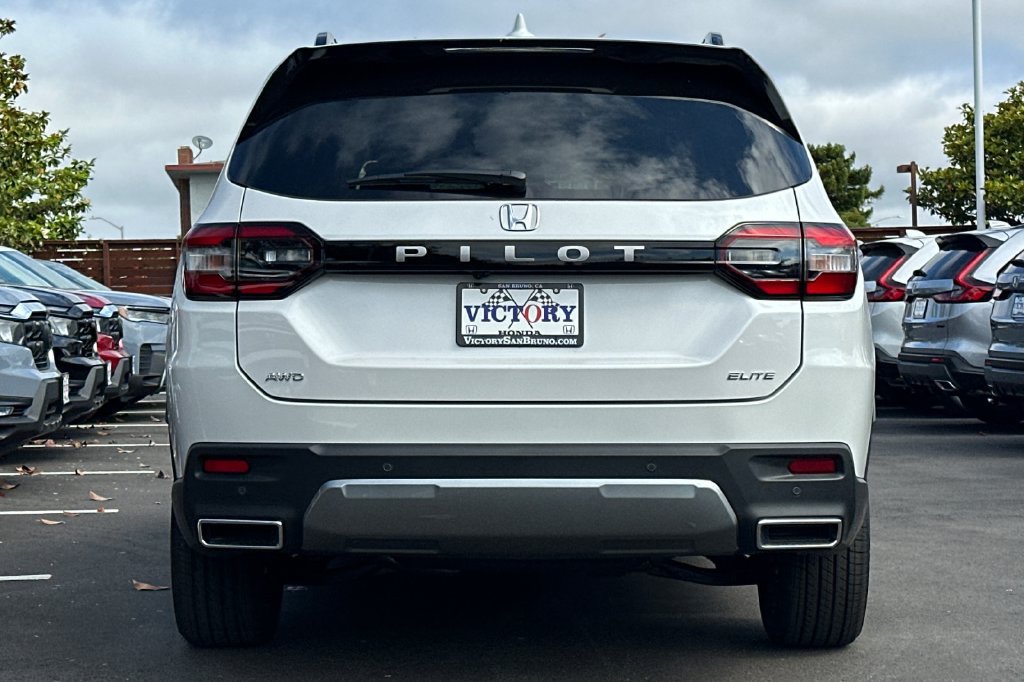 New 2026 Honda Pilot Elite image 5