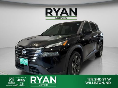 Used 2025 Nissan Rogue SV AWD/4WD image 2