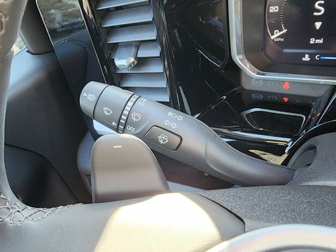 New 2026 GMC Sierra 1500 SLT w/ SLT Premium Plus Package image 24