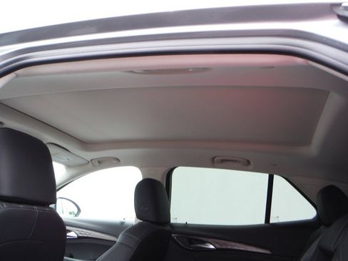 Used 2023 Buick Envision Avenir AWD/4WD image 16