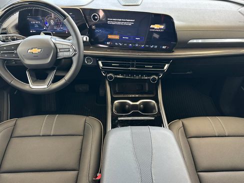 New 2026 Chevrolet Traverse High Country FWD image 15