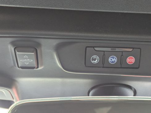 Certified 2023 Chevrolet Camaro LT w/ RS Package image 27