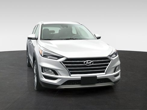 Used 2020 Hyundai Tucson Limited FWD image 3