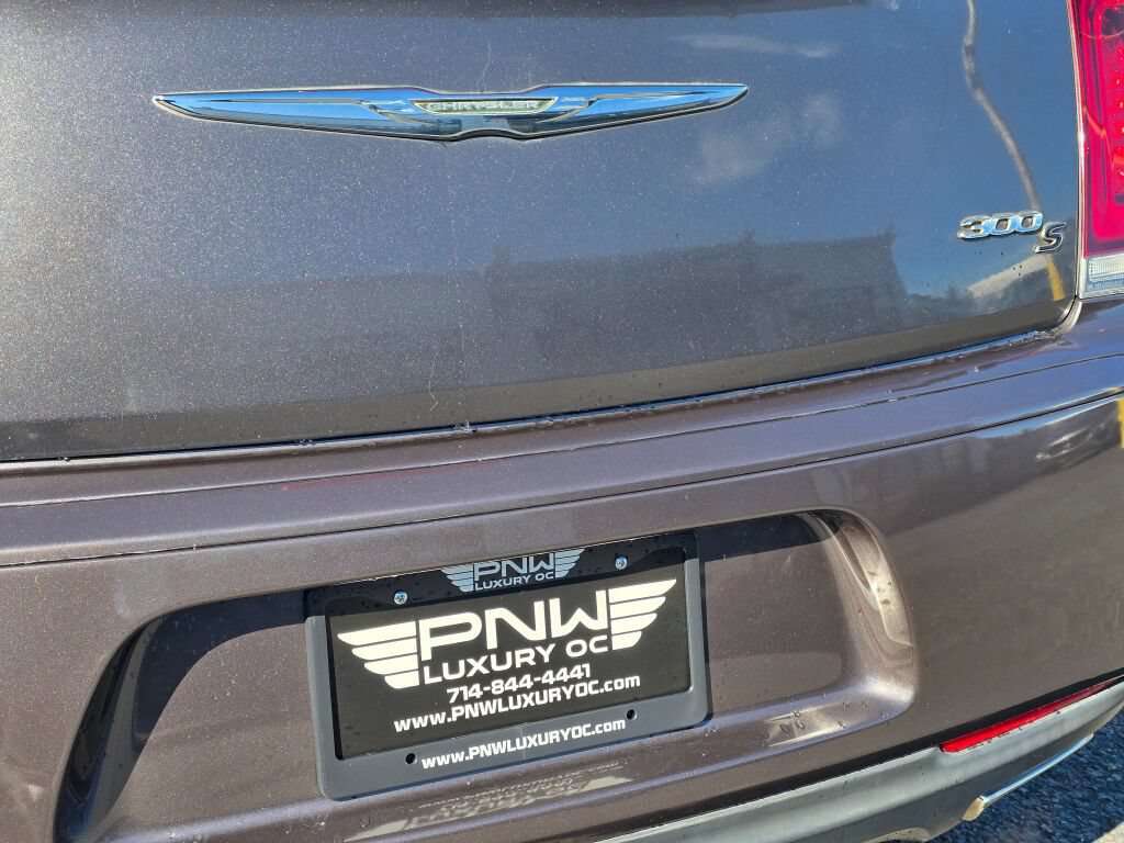 Used 2019 Chrysler 300 S RWD image 13