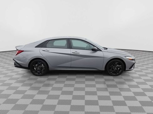 Used 2026 Hyundai Elantra Sport FWD image 9