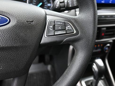 Used 2021 Ford EcoSport SE w/ SE Convenience Package FWD image 6