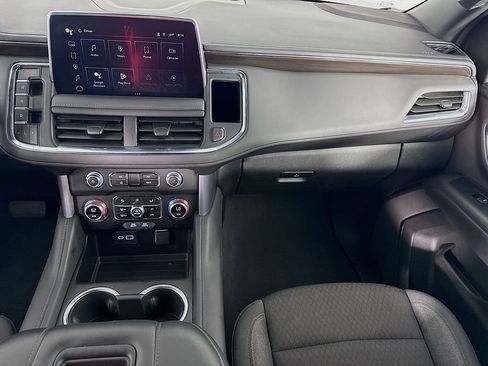 Used 2024 GMC Yukon SLE image 24