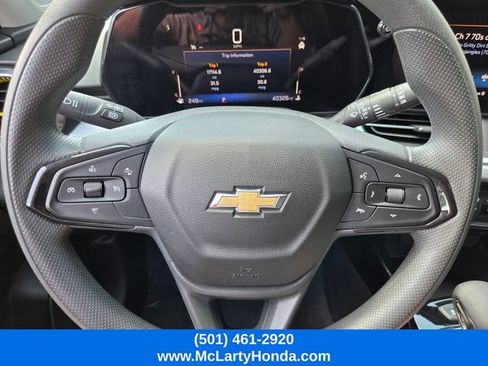 Used 2024 Chevrolet Trax LT FWD image 26