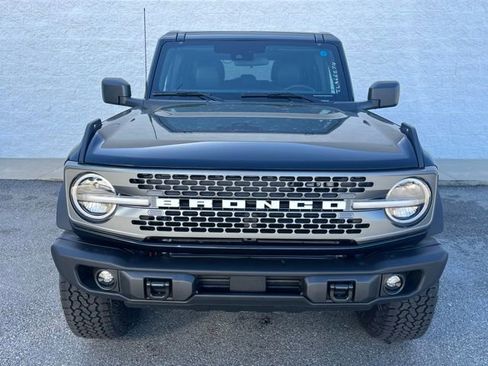 New 2026 Ford Bronco Badlands w/ Sasquatch Package image 2