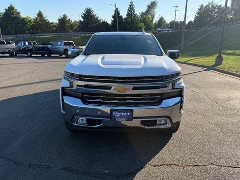 Used 2020 Chevrolet Silverado 1500 LTZ w/ LTZ Premium Package AWD/4WD image 2
