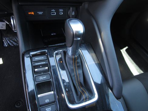 Certified 2026 Acura Integra A-Spec FWD image 19