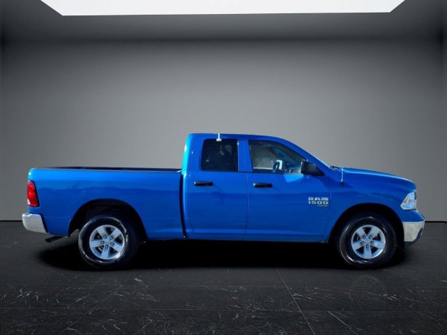 Used 2024 RAM 1500 Classic SLT AWD/4WD image 2