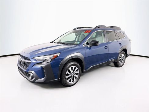 Used 2025 Subaru Outback Premium w/ Popular Package #1A AWD/4WD image 39