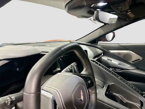 Used 2025 Chevrolet Corvette Stingray Preferred Conv w/ 2LT RWD image 10